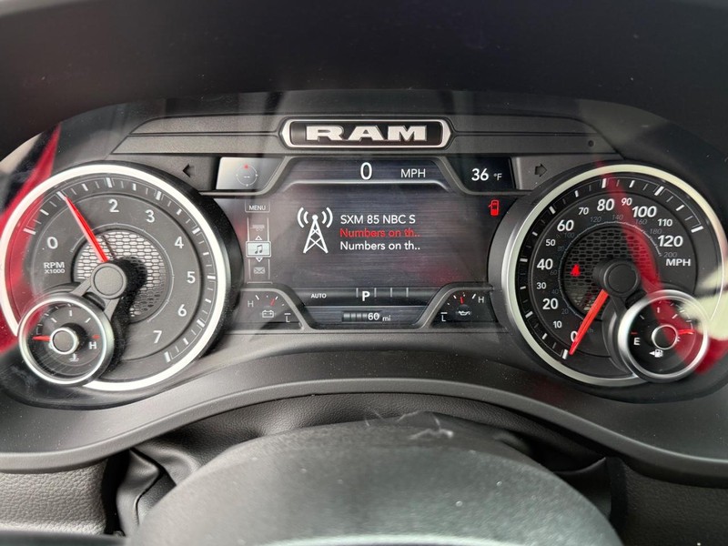 Ram 1500 Vehicle Full-screen Gallery Image 29