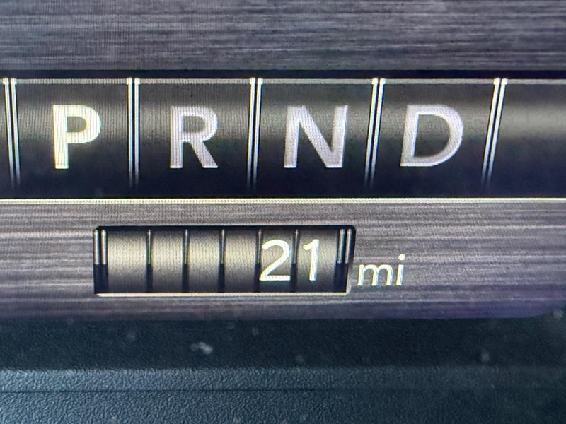 Ram 2500 Vehicle Full-screen Gallery Image 27