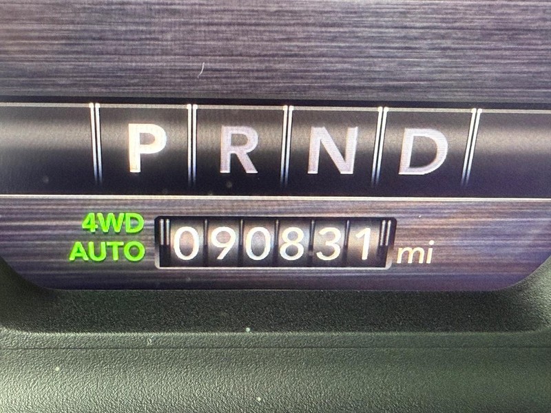 Ram 1500 Vehicle Full-screen Gallery Image 30