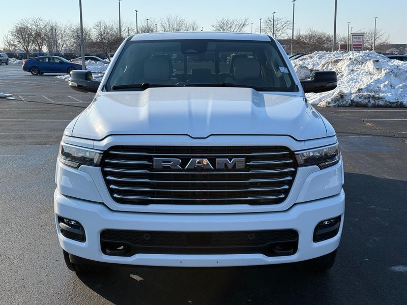 Ram 1500 Vehicle Full-screen Gallery Image 9