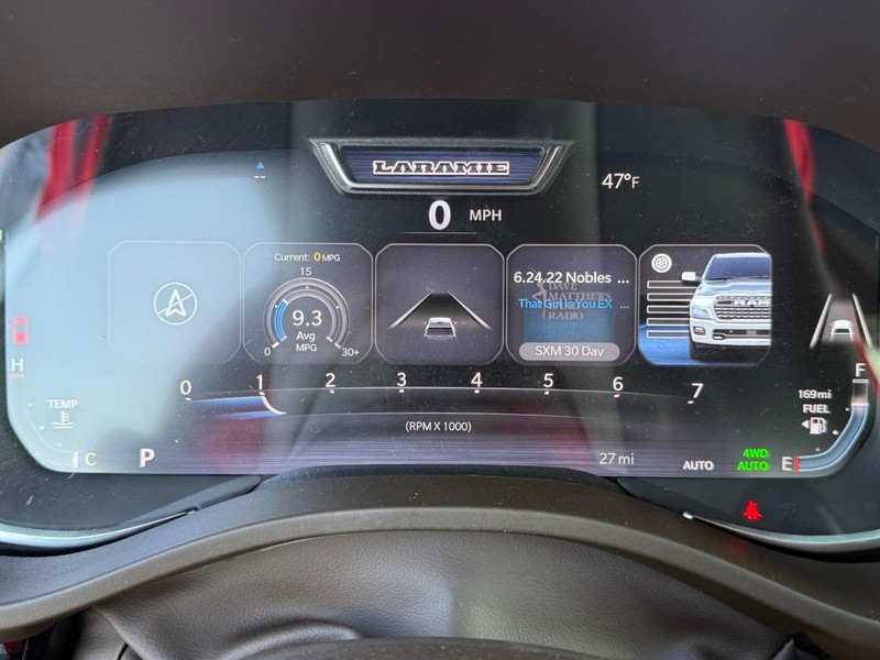 Ram 1500 Vehicle Full-screen Gallery Image 28