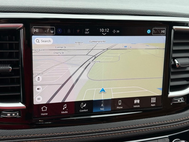 Chrysler Pacifica Vehicle Full-screen Gallery Image 25