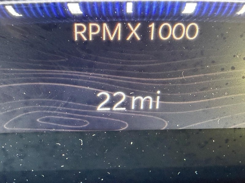 Jeep Grand Cherokee Vehicle Full-screen Gallery Image 30