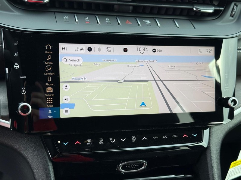 Jeep Grand Cherokee Vehicle Full-screen Gallery Image 25