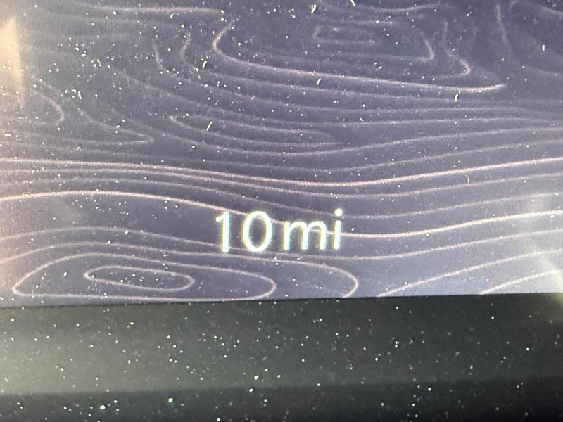 Jeep Grand Cherokee Vehicle Full-screen Gallery Image 32