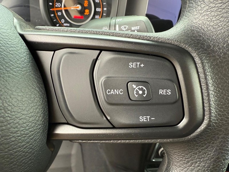 Jeep Wrangler Vehicle Full-screen Gallery Image 21