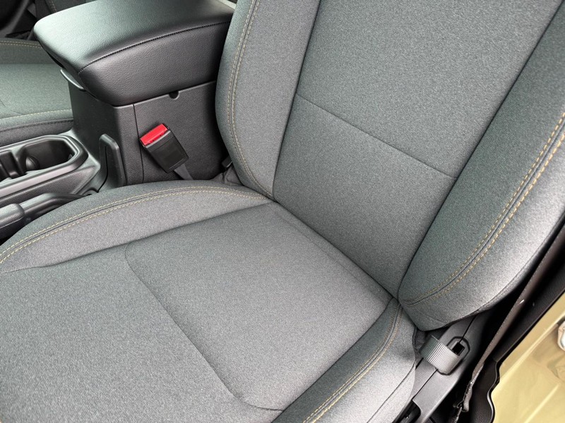 Jeep Wrangler Vehicle Full-screen Gallery Image 31