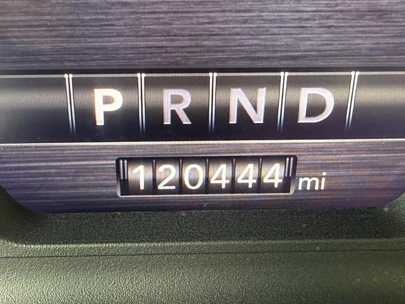 Ram 1500 Vehicle Full-screen Gallery Image 31