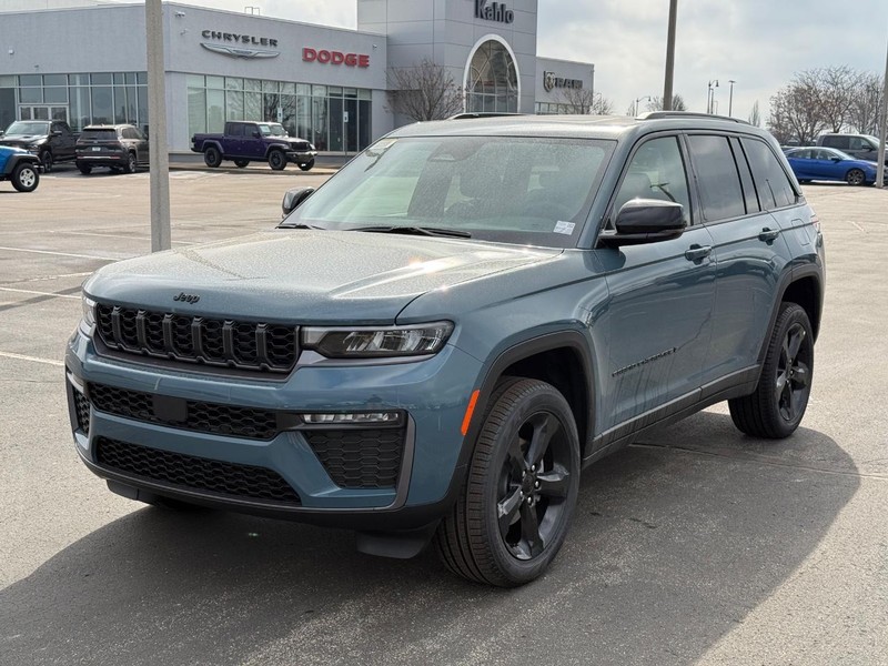 Jeep Grand Cherokee Vehicle Full-screen Gallery Image 10