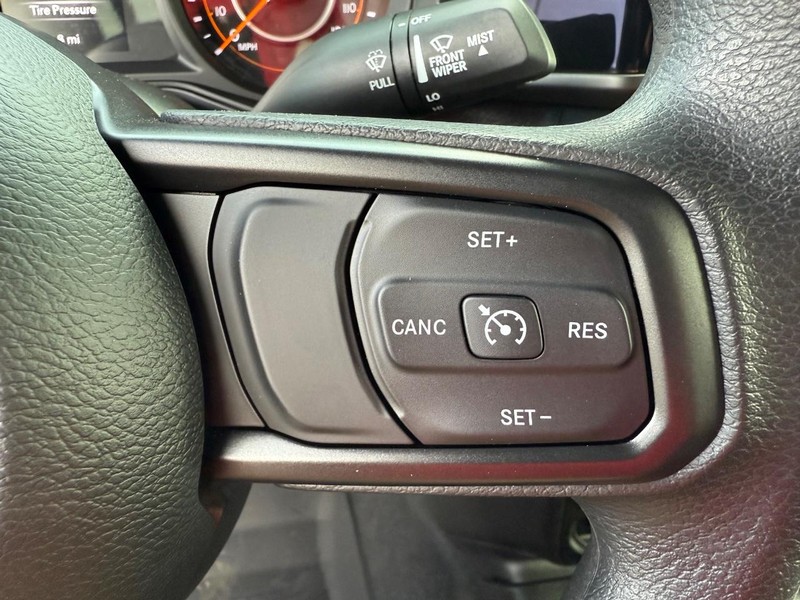 Jeep Wrangler Vehicle Full-screen Gallery Image 21