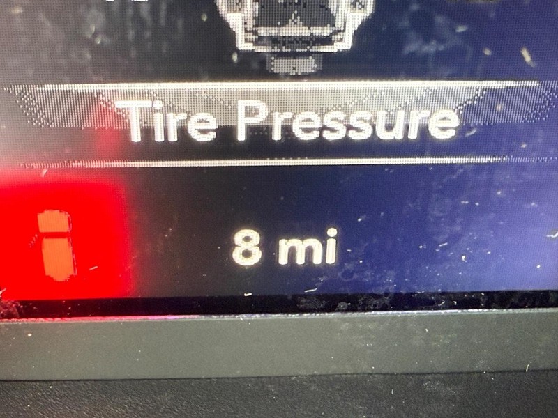 Jeep Wrangler Vehicle Full-screen Gallery Image 29