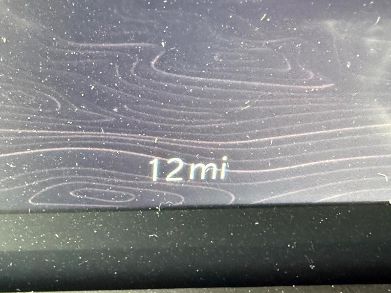 Jeep Grand Cherokee Vehicle Full-screen Gallery Image 31