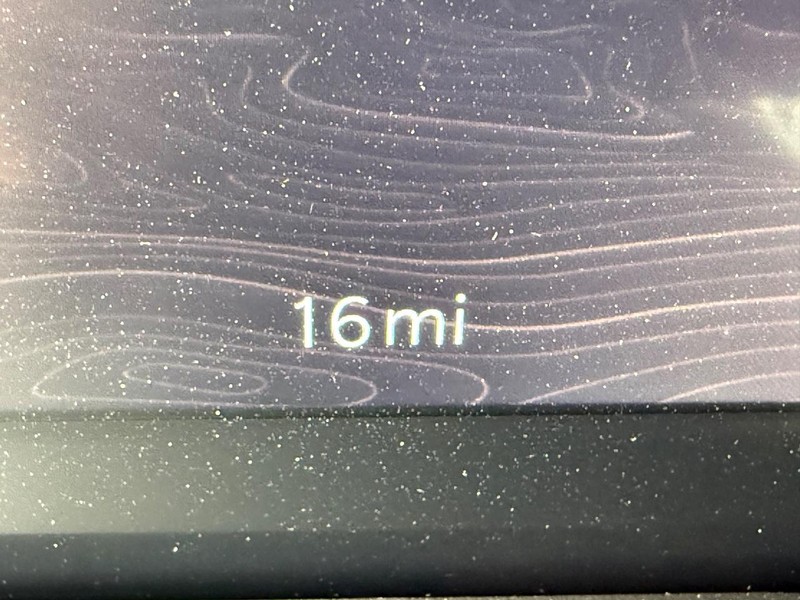 Jeep Grand Cherokee Vehicle Full-screen Gallery Image 31