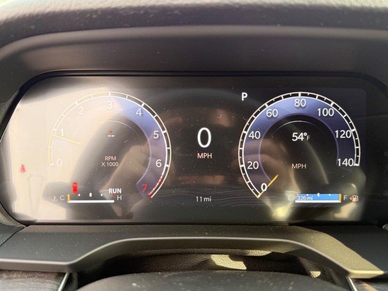 Jeep Grand Cherokee Vehicle Full-screen Gallery Image 30