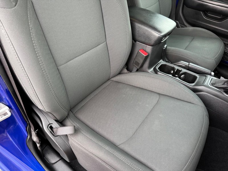 Jeep Wrangler Unlimited Vehicle Full-screen Gallery Image 16