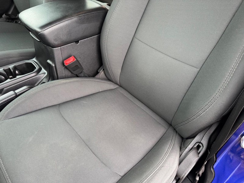 Jeep Wrangler Unlimited Vehicle Full-screen Gallery Image 32