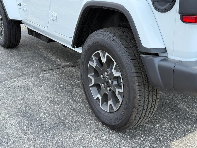 Jeep Wrangler Vehicle Full-screen Gallery Image 6