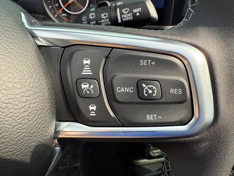 Jeep Wrangler Vehicle Full-screen Gallery Image 21