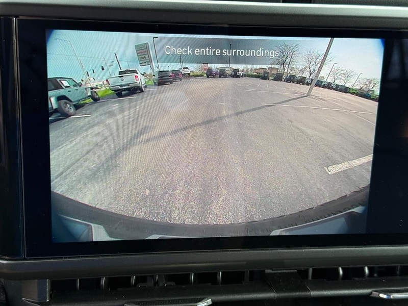 Jeep Wrangler Vehicle Full-screen Gallery Image 25
