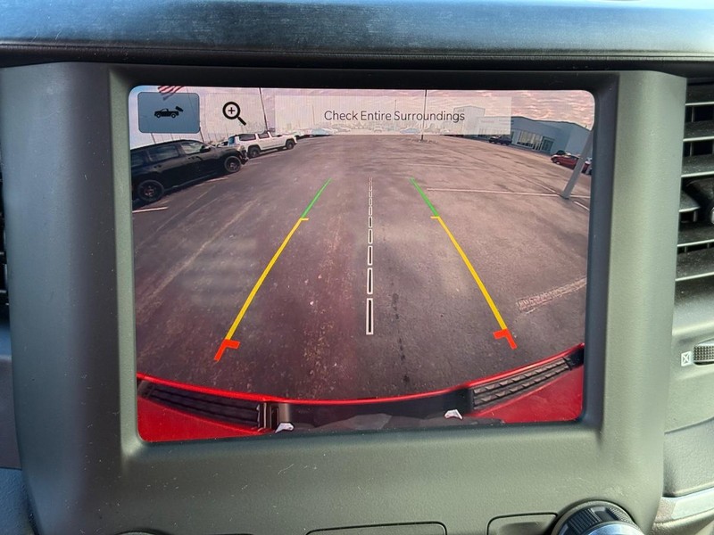 Ram 1500 Vehicle Full-screen Gallery Image 25