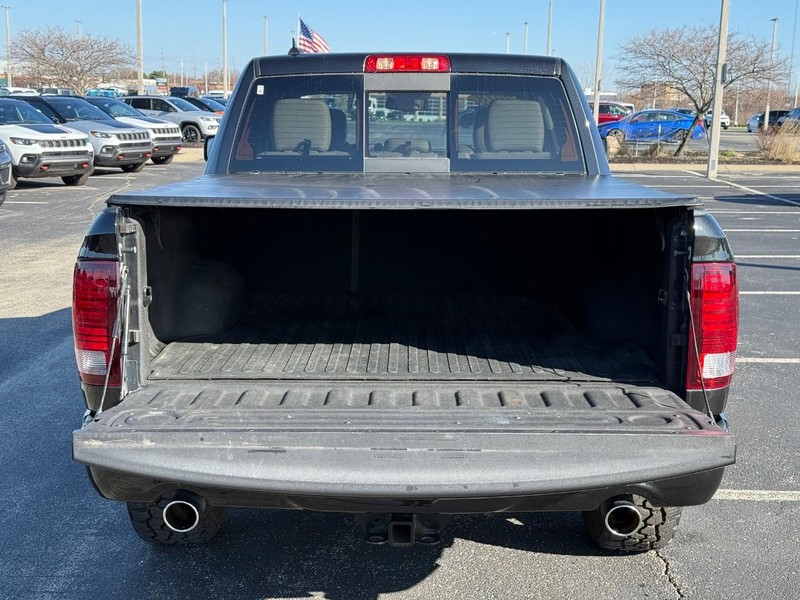 Ram 1500 Vehicle Full-screen Gallery Image 7