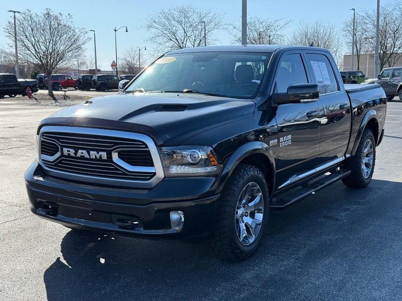 Ram 1500 Vehicle Full-screen Gallery Image 8