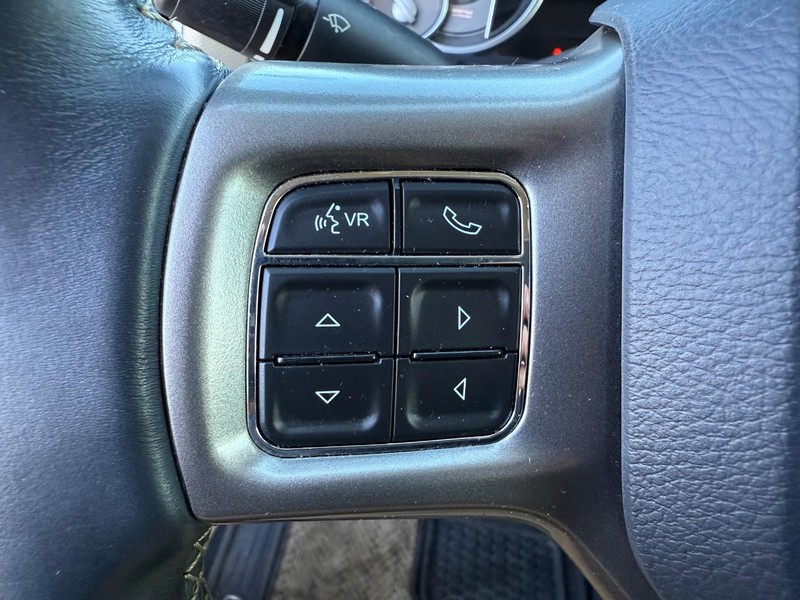 Ram 1500 Vehicle Full-screen Gallery Image 20