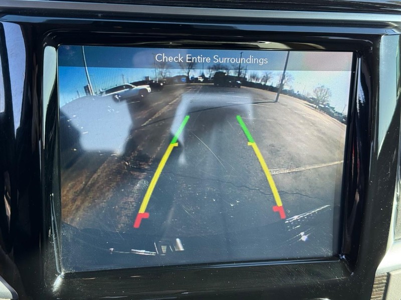 Ram 1500 Vehicle Full-screen Gallery Image 25