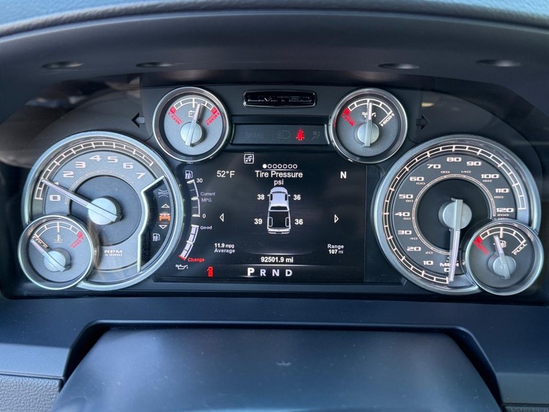 Ram 1500 Vehicle Full-screen Gallery Image 30