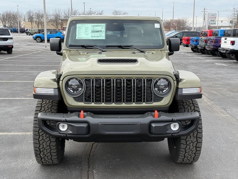Jeep Gladiator Vehicle Full-screen Gallery Image 10