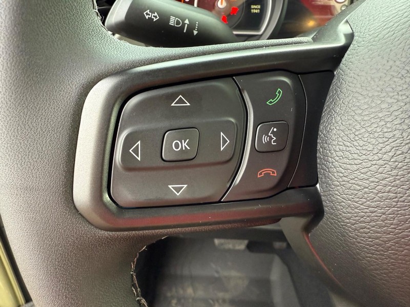 Jeep Gladiator Vehicle Full-screen Gallery Image 20