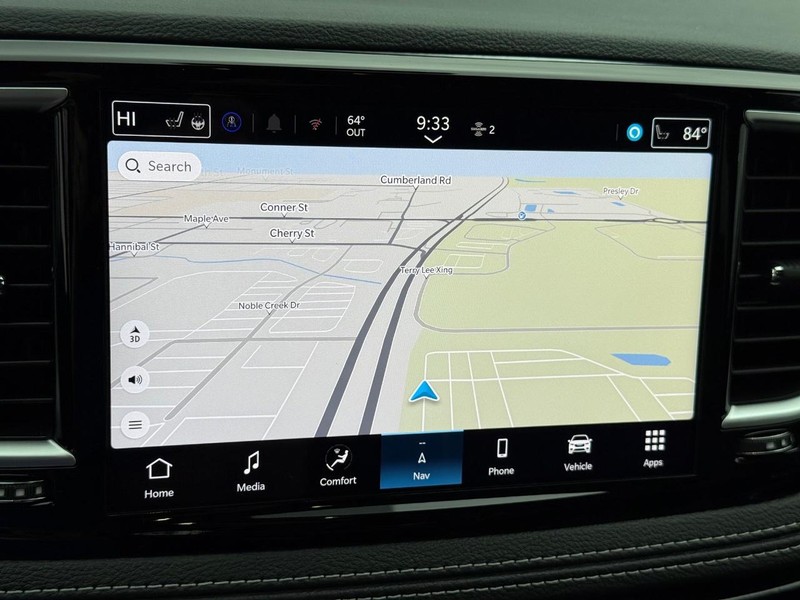 Chrysler Pacifica Vehicle Full-screen Gallery Image 26