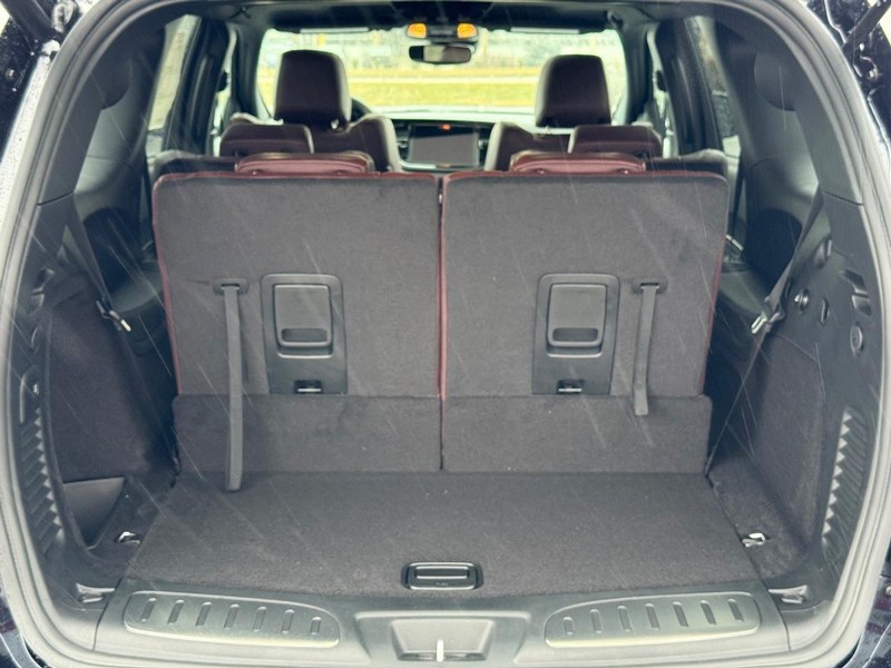 Dodge Durango Vehicle Full-screen Gallery Image 7