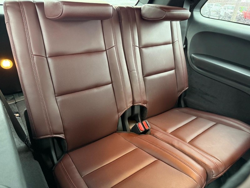 Dodge Durango Vehicle Full-screen Gallery Image 14
