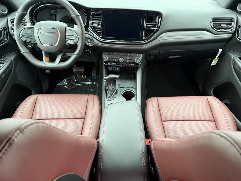 Dodge Durango Vehicle Full-screen Gallery Image 16