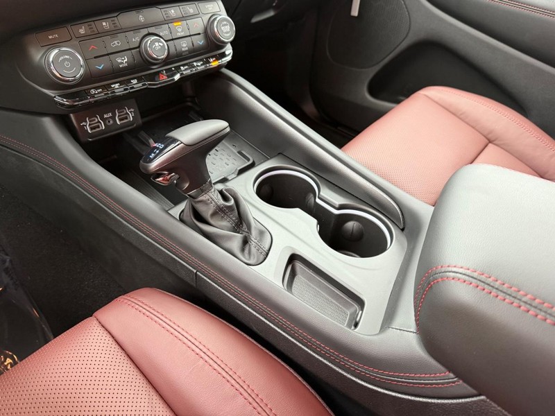 Dodge Durango Vehicle Full-screen Gallery Image 30