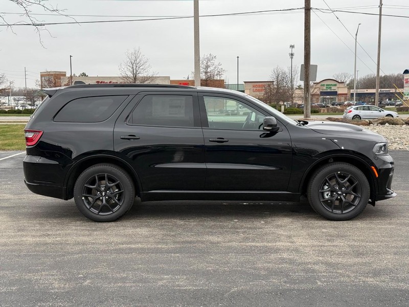 Dodge Durango Vehicle Full-screen Gallery Image 2