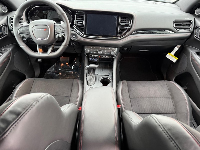 Dodge Durango Vehicle Full-screen Gallery Image 15