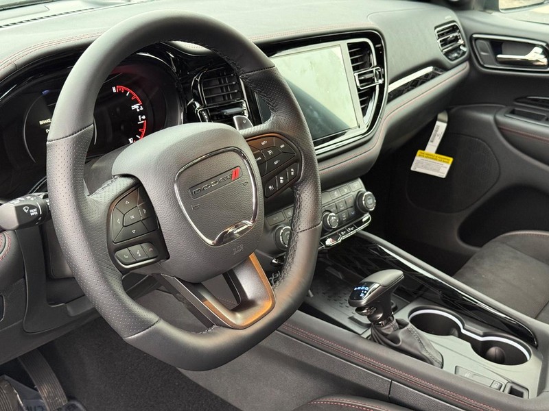 Dodge Durango Vehicle Full-screen Gallery Image 21