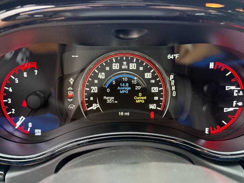 Dodge Durango Vehicle Full-screen Gallery Image 32