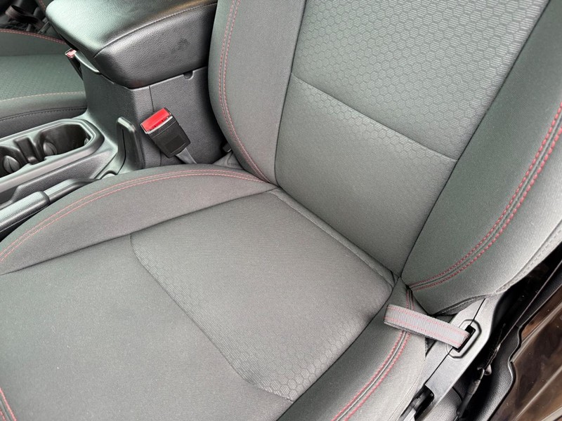 Jeep Gladiator Vehicle Full-screen Gallery Image 31