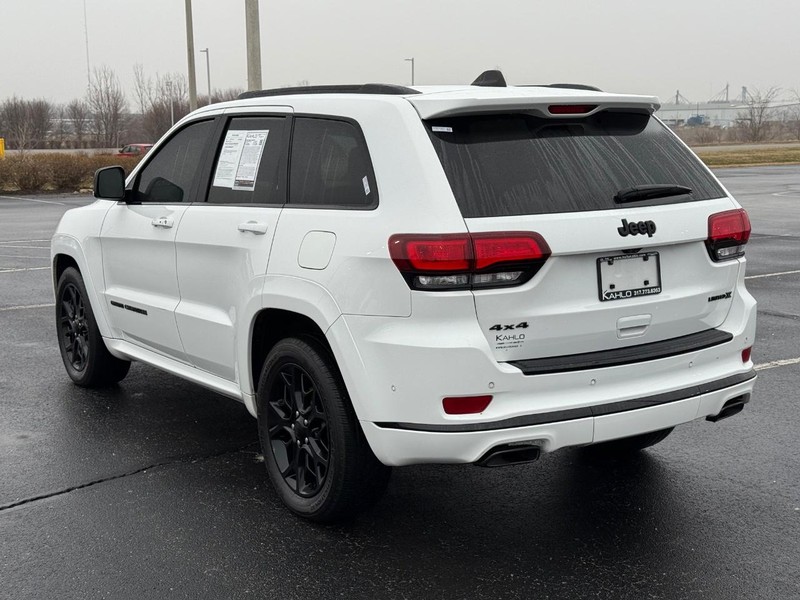 Jeep Grand Cherokee Vehicle Full-screen Gallery Image 5