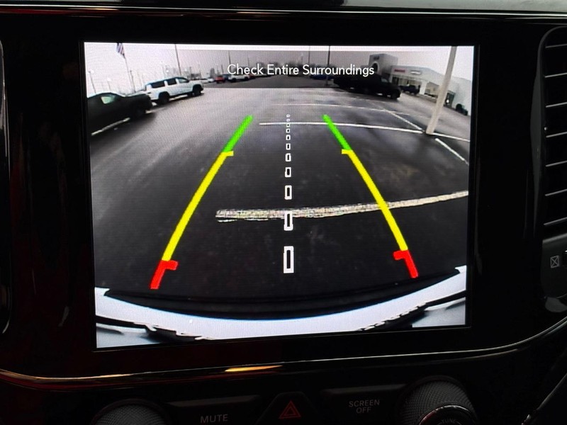 Jeep Grand Cherokee Vehicle Full-screen Gallery Image 27