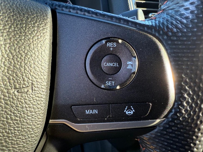 Honda Pilot Vehicle Full-screen Gallery Image 23