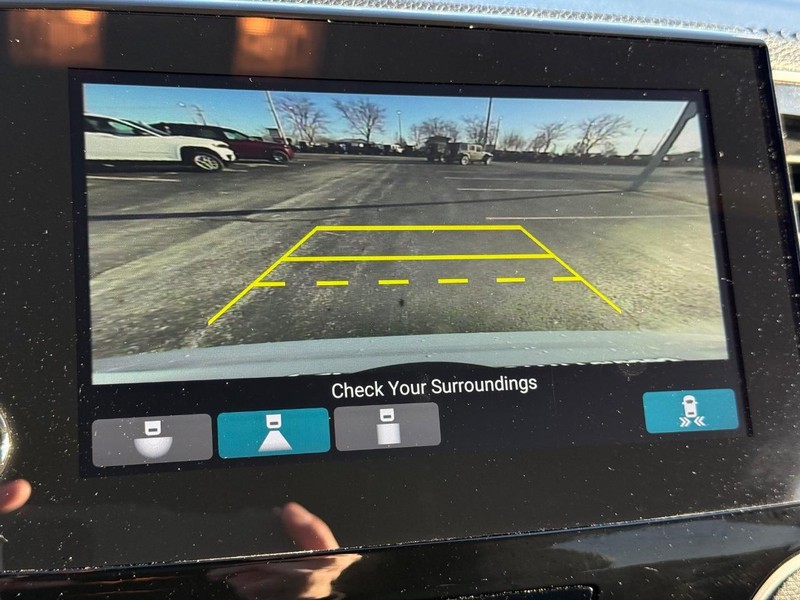 Honda Pilot Vehicle Full-screen Gallery Image 27