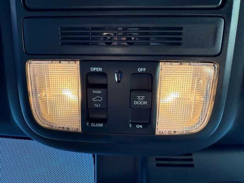 Honda Pilot Vehicle Full-screen Gallery Image 31