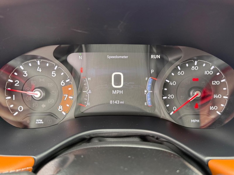 Jeep Compass Vehicle Full-screen Gallery Image 28