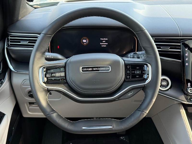 Jeep Grand Wagoneer Vehicle Full-screen Gallery Image 16