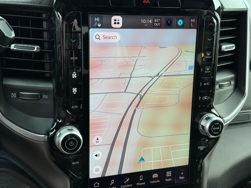 Ram 2500 Vehicle Full-screen Gallery Image 23
