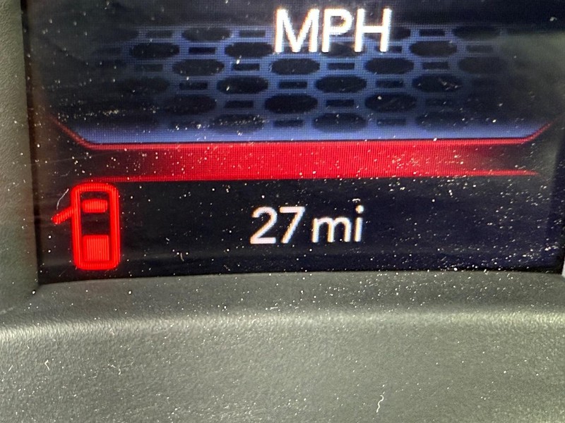 Ram 2500 Vehicle Full-screen Gallery Image 28